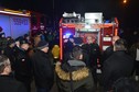 OSP Szynkielów ma nowy wóz strażacki. Witano go racami i fajerwerkami